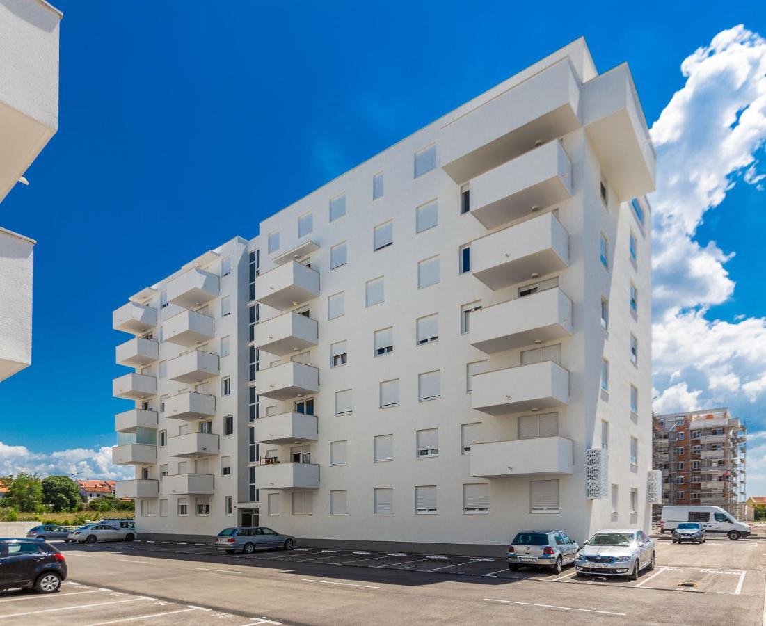 Tanja Modern Apartment With Balcony And Parking Garage Задар Экстерьер фото